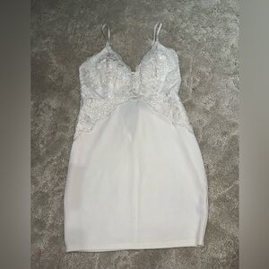 Windsor laced mini dress (color ivory/white) - size L